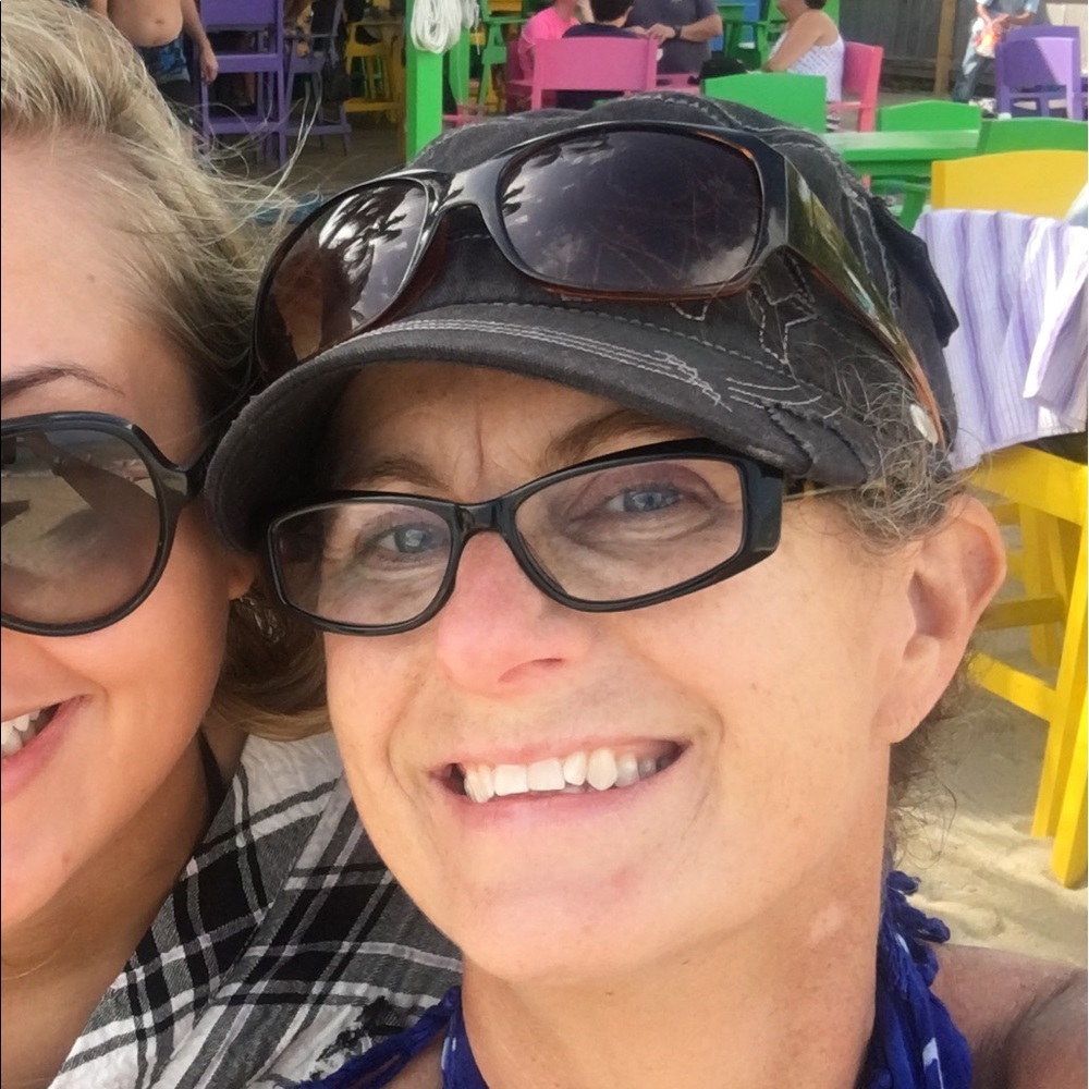 Meet your Posher, Mary beth